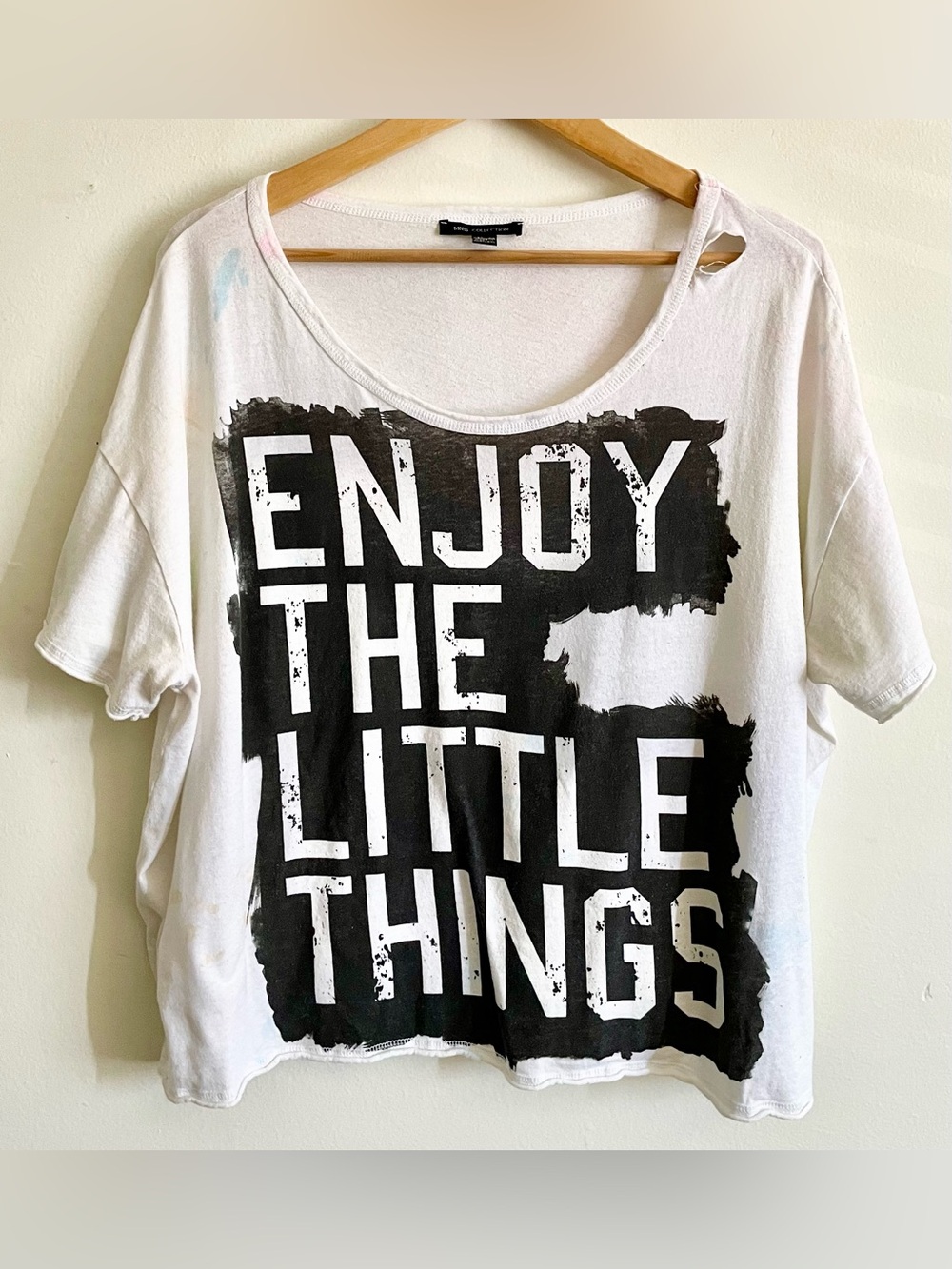 🌚 Moon Collection White Tee with 'ENJOY THE LITTLE THINGS' 🌚